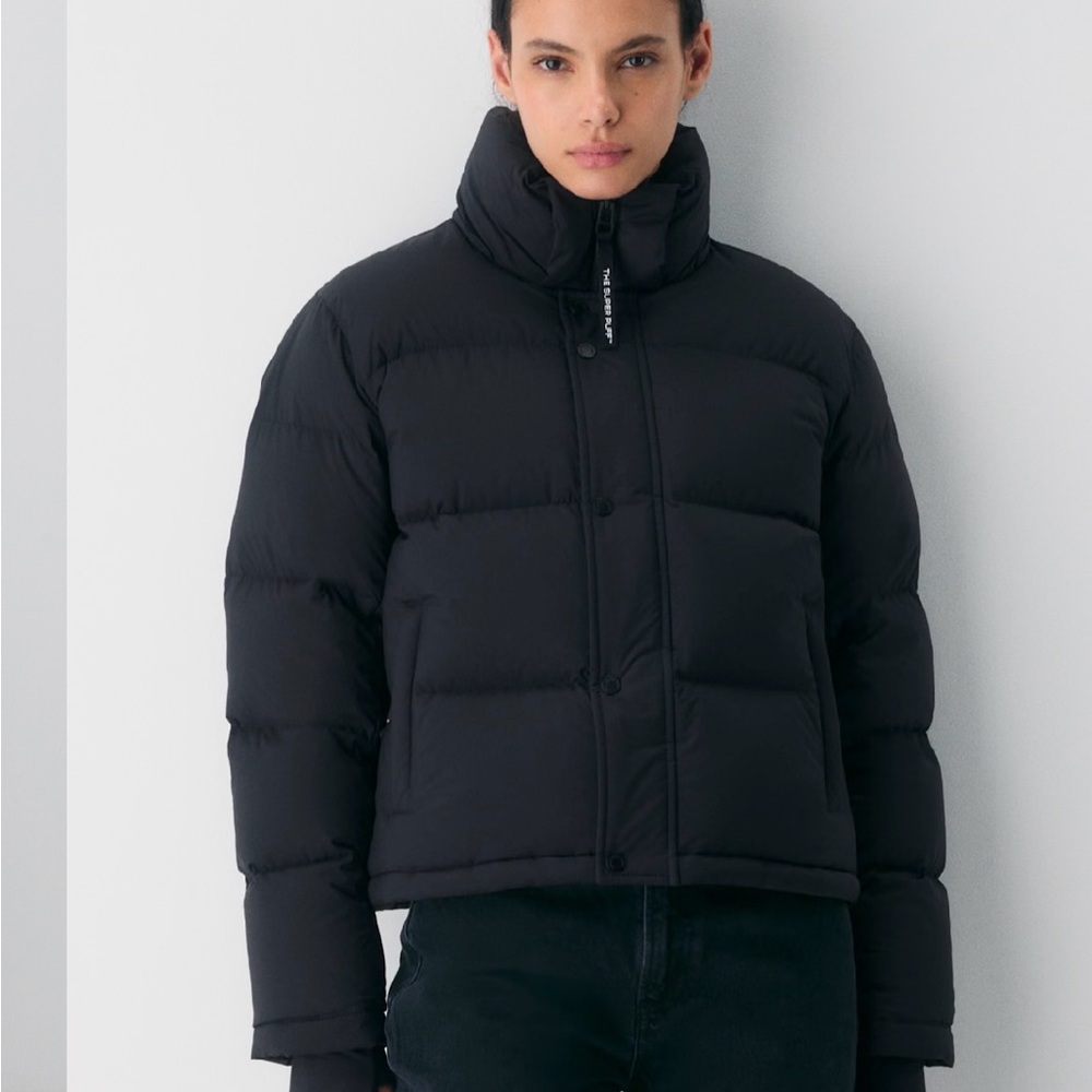 Aritzia super puff short black